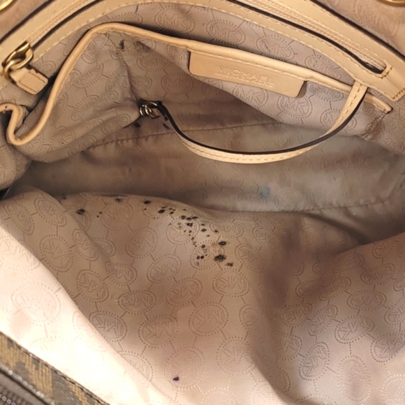 C - Michael Kors Jet Set brown monogram Vegan leather handbag - Picture 12 of 14